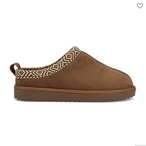 MIA girl Brown and Cream Fuzzy Slippers size 4. NWT! - Picture 2 of 12